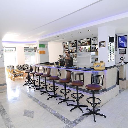 Altinbas Apart Hotel Kuşadası Buitenkant foto