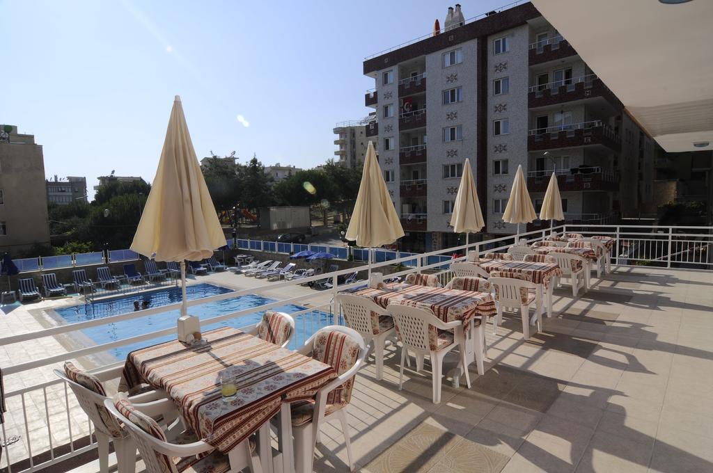 Altinbas Apart Hotel Kuşadası Kamer foto